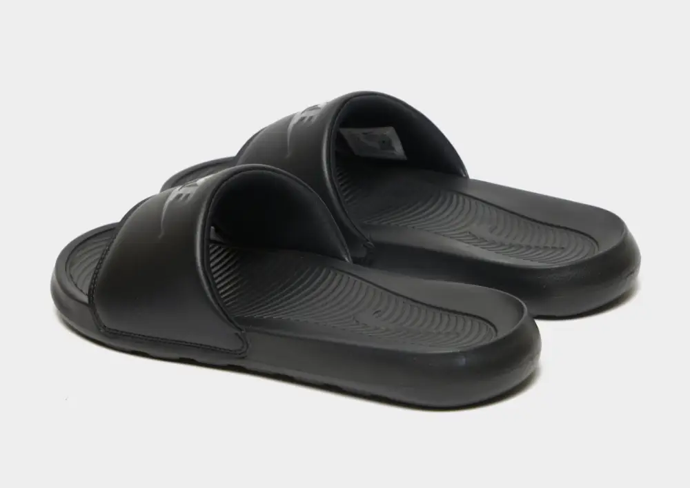 Nike Victori Slides 