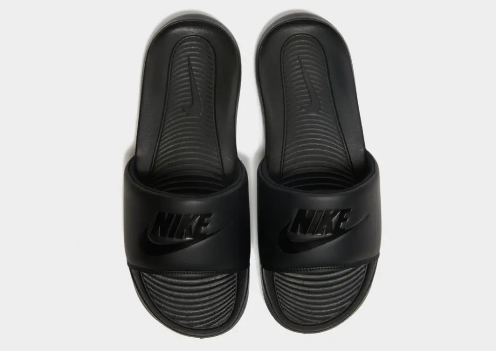Nike Victori Slides 