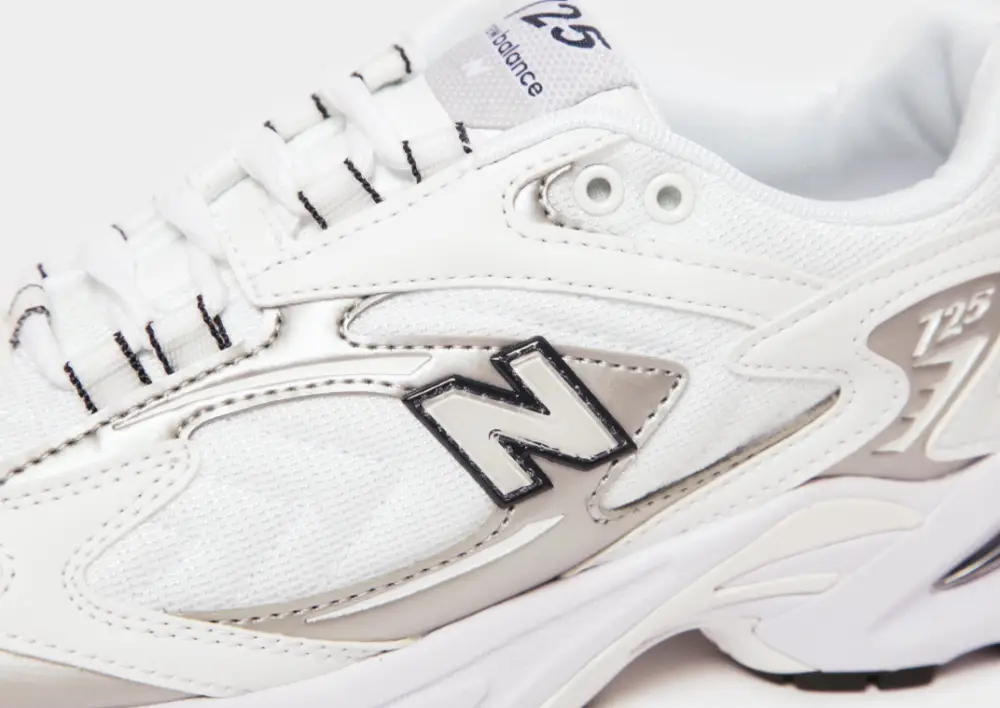 New Balance 725 