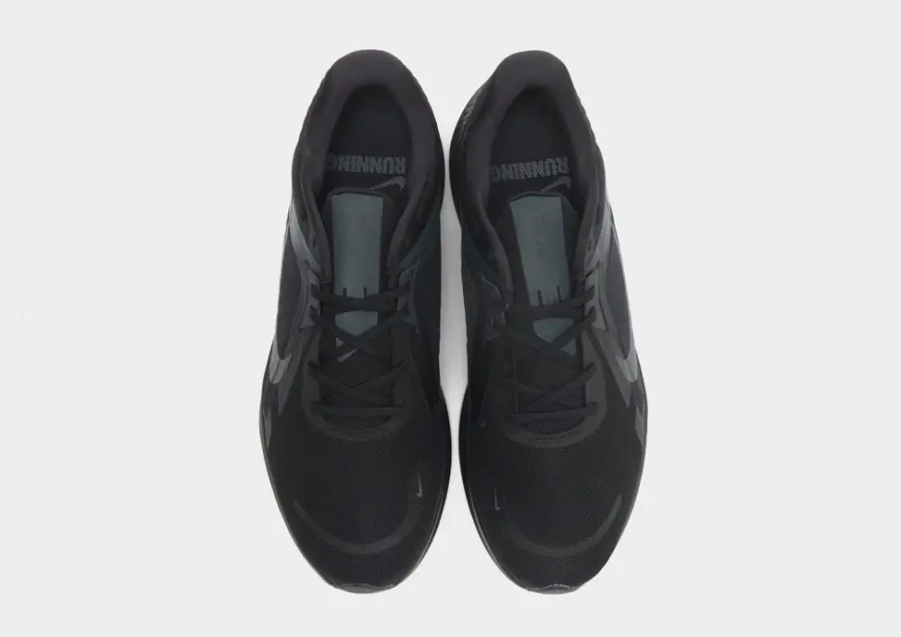 Nike Quest 5 
