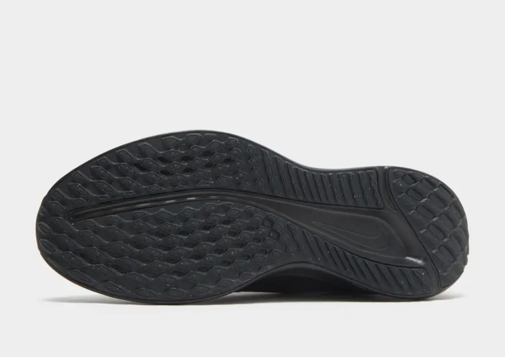 Nike Quest 5 