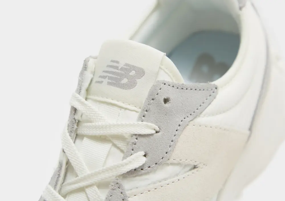 New Balance 327 Womens 