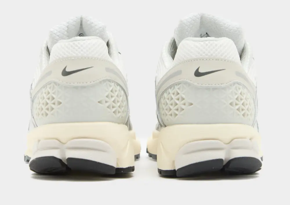 Nike Zoom Vomero 5 