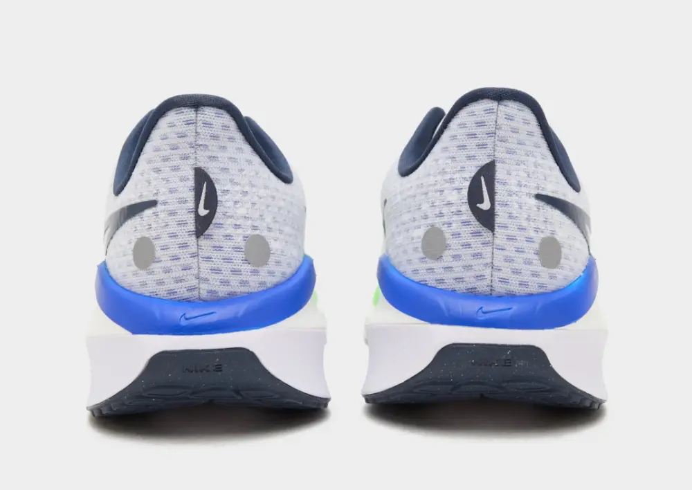 Nike Vomero 17 