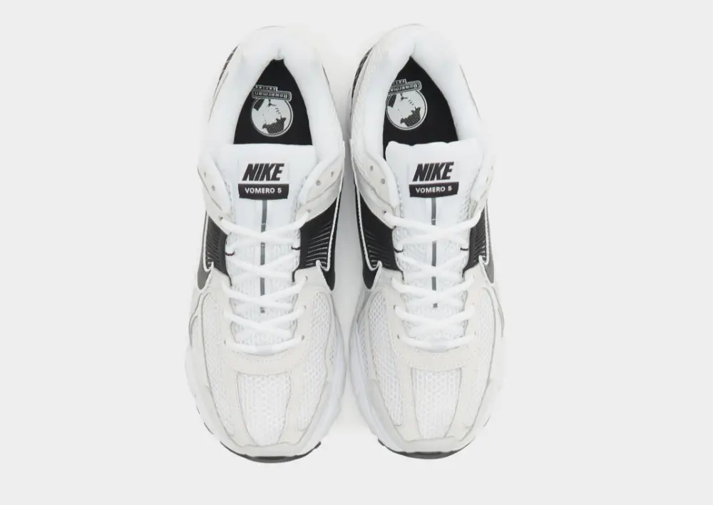 Nike Vomero 5 