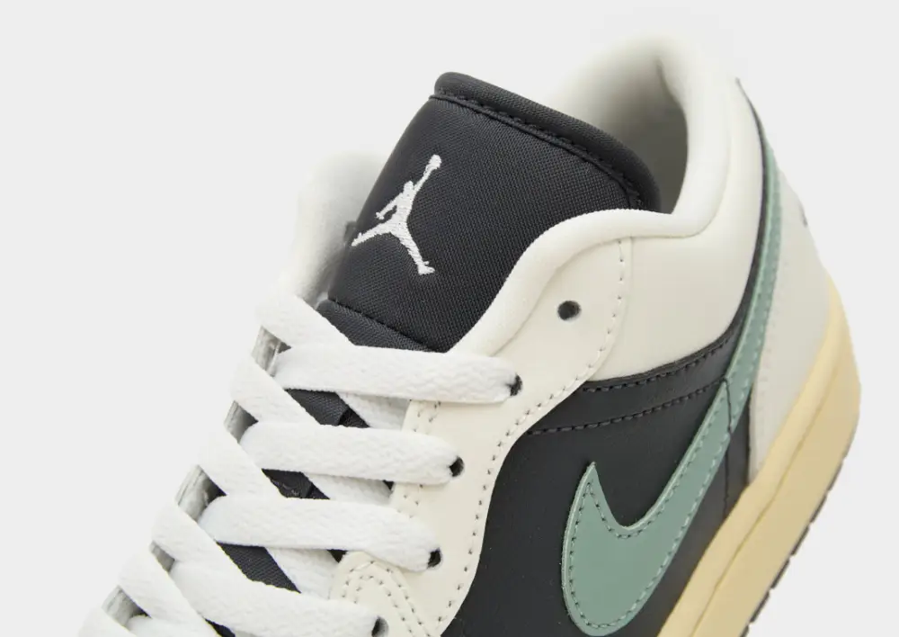 Jordan Air 1 Low Women's 