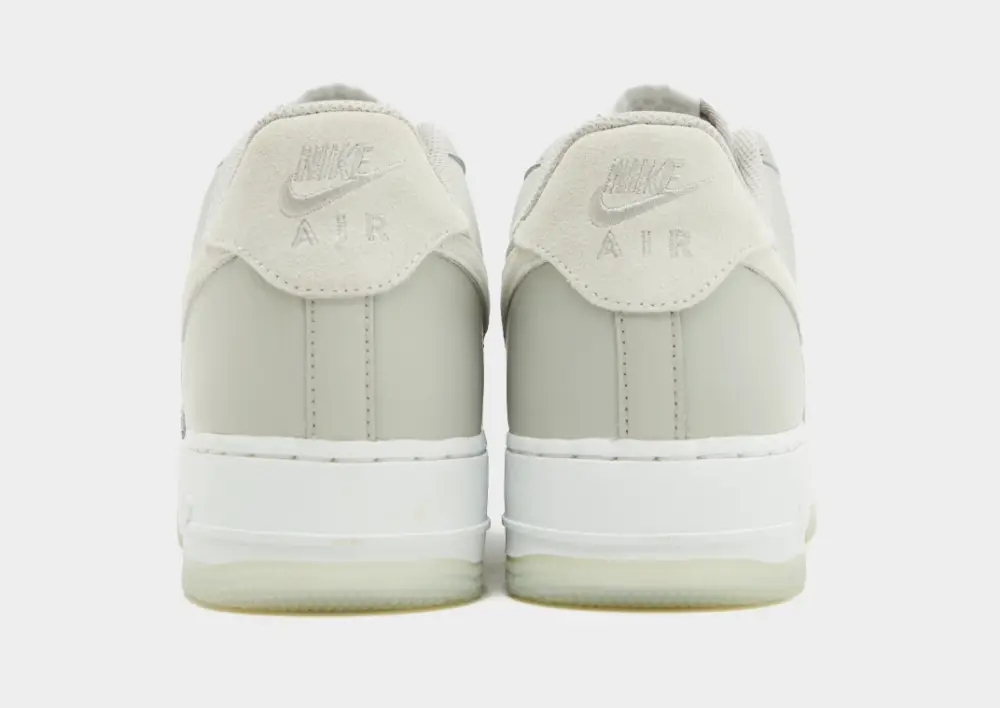 Nike Air Force 1 '07 LV8 