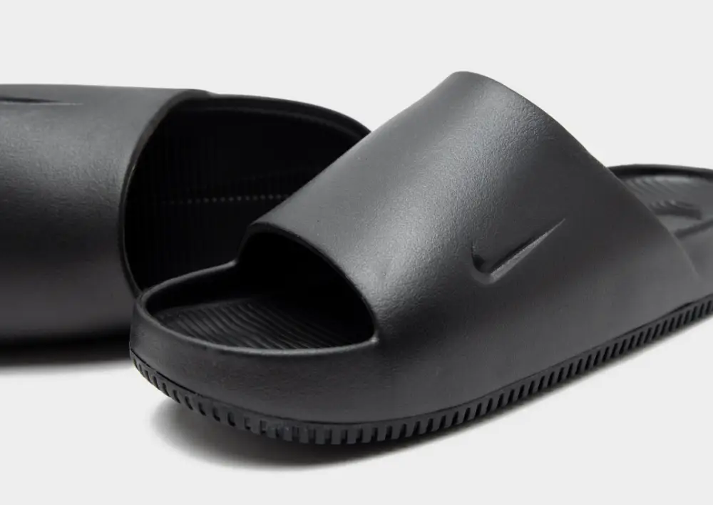 Nike Calm Slides 