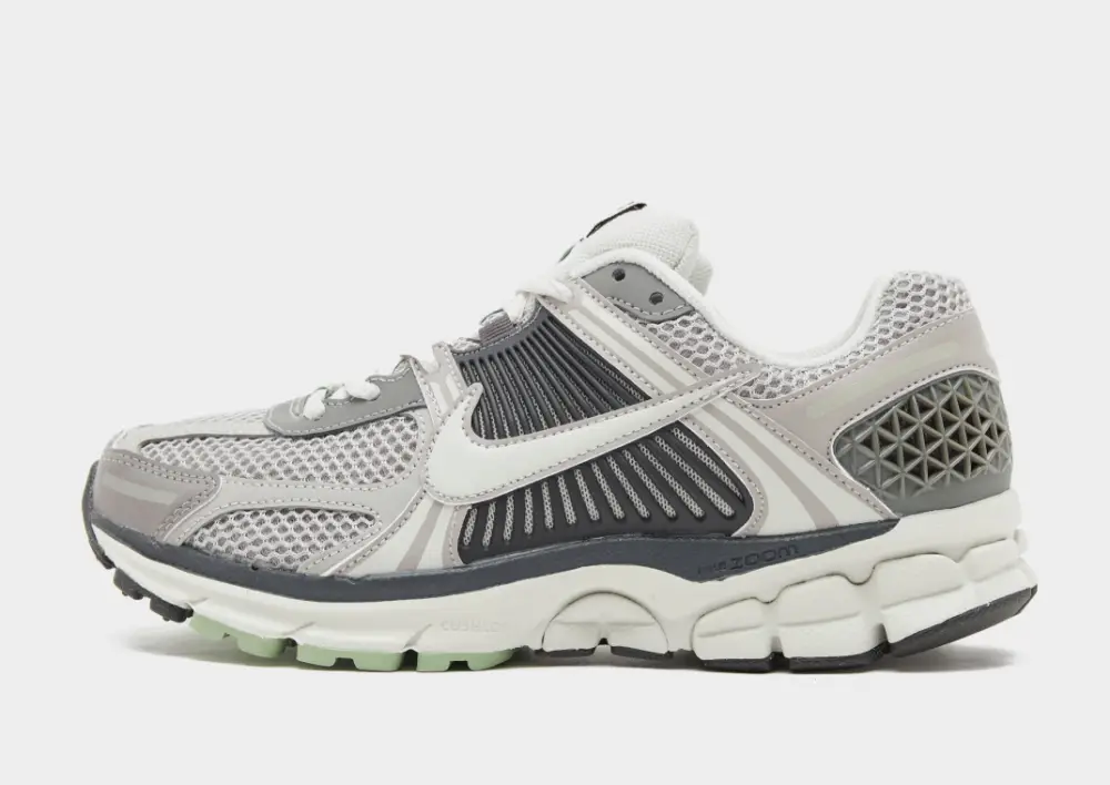 Nike Vomero 5 Women's