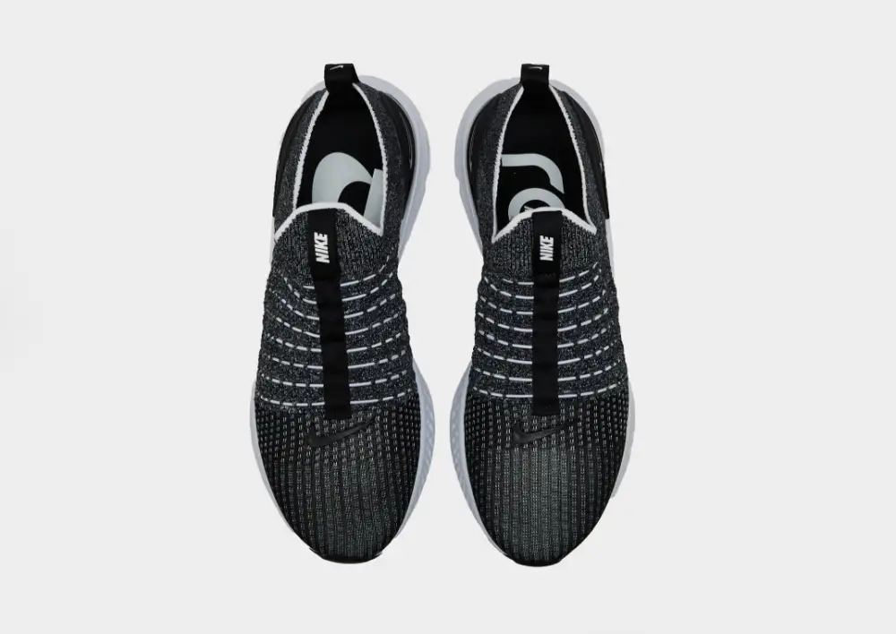 Nike React Phantom Run Flyknit 2 