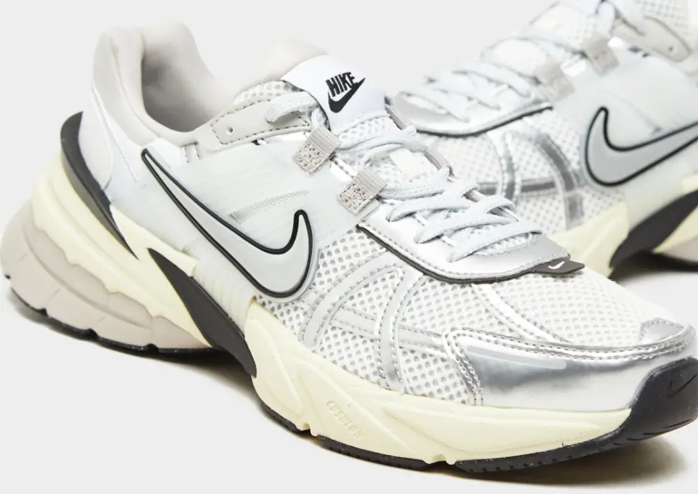 Nike V2K Run 