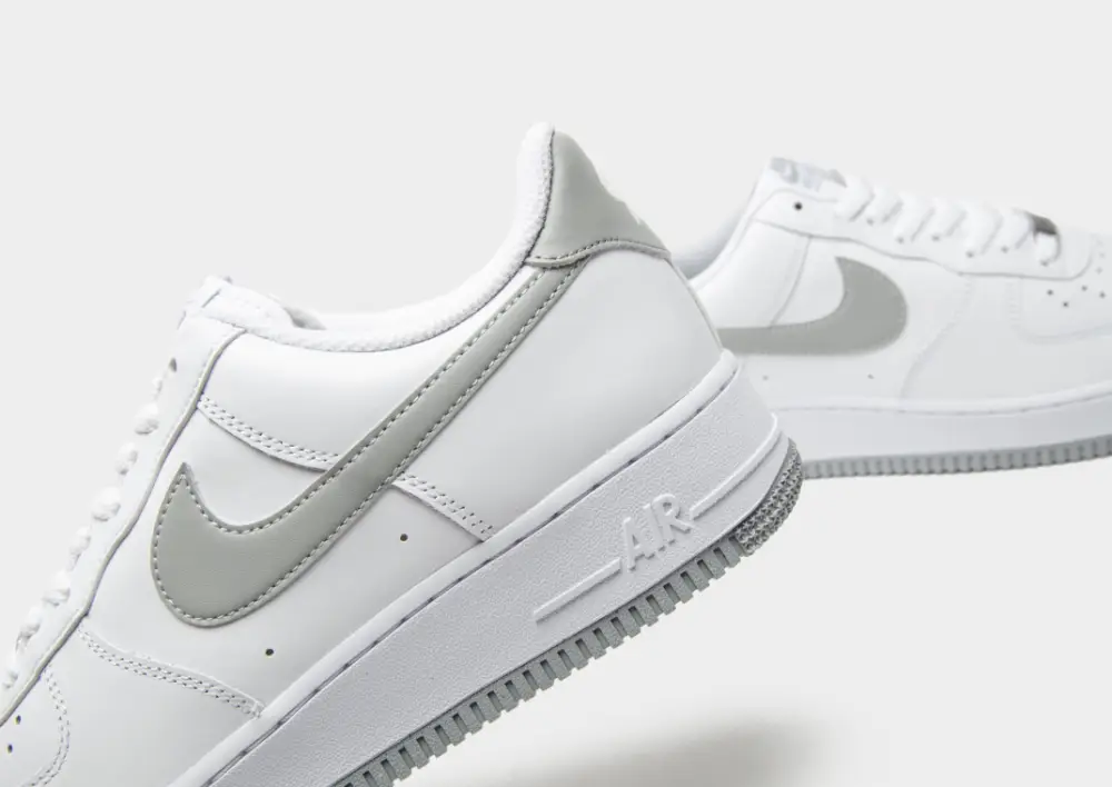 Nike Air Force 1 '07 