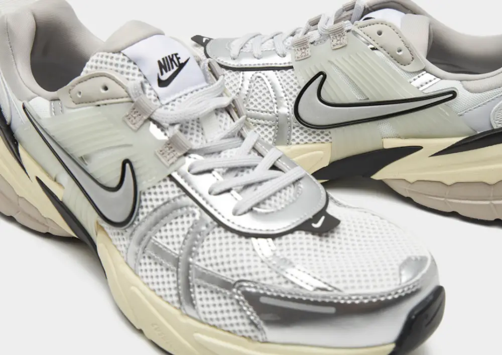Nike V2K Run 