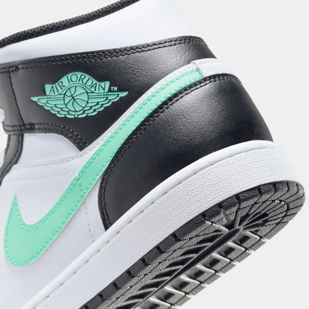 Jordan Air 1 Mid 