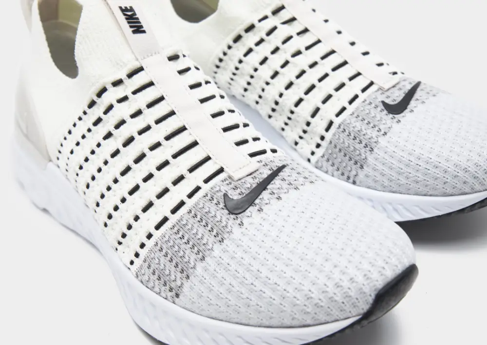 Nike React Phantom Run Flyknit 2 