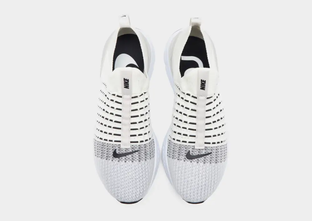 Nike React Phantom Run Flyknit 2 