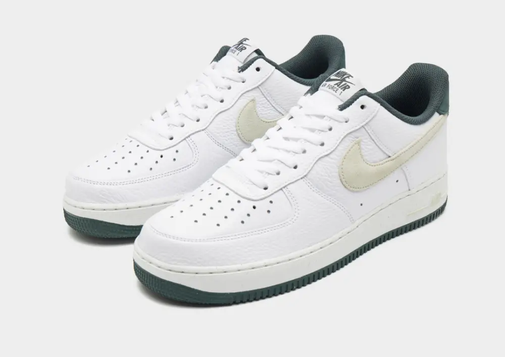 Nike Air Force 1 '07 LV8 1C3DC380