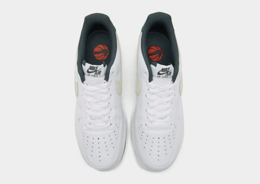 Nike Air Force 1 '07 LV8 