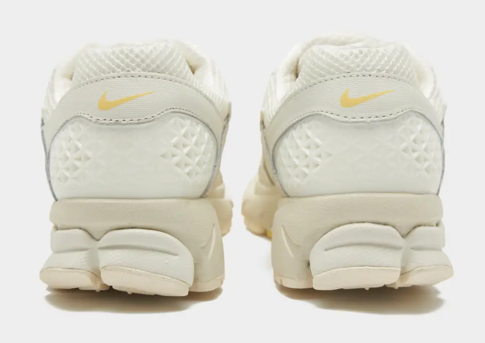 Nike Vomero 5 Women's 