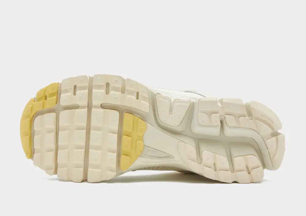 Nike Vomero 5 Women's 