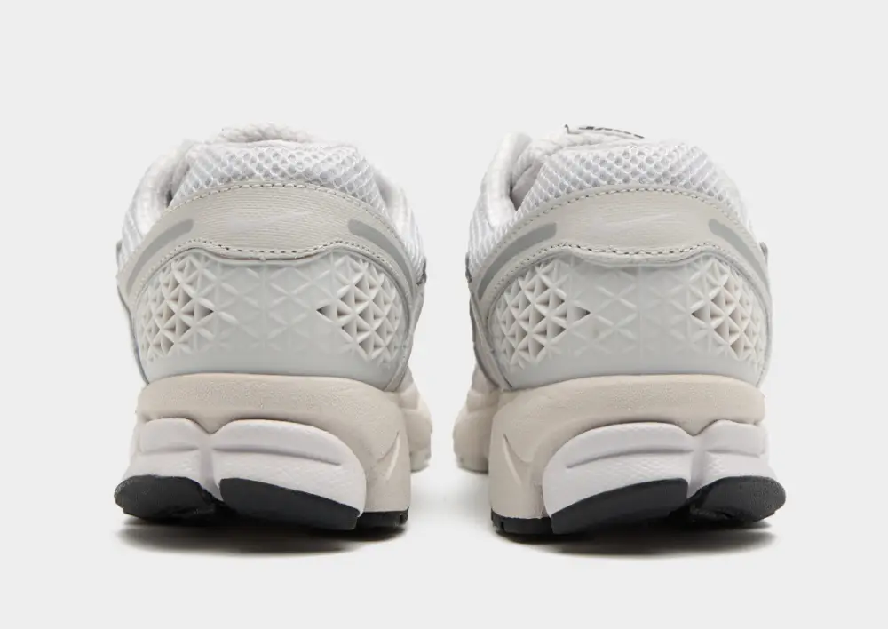Nike Vomero 5 Women's 