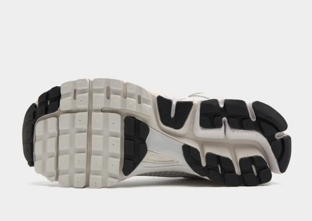 Nike Vomero 5 Women's 
