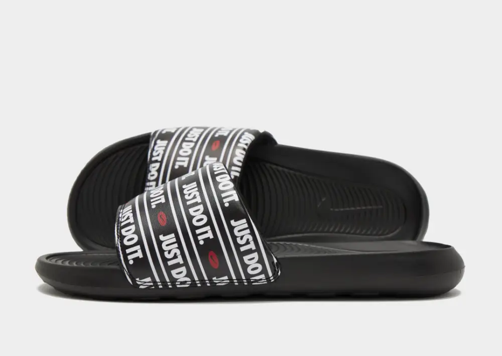 Nike Victori One Slides