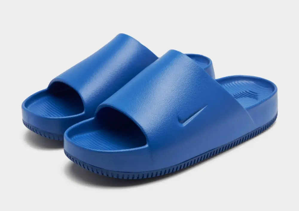 Nike Calm Slides