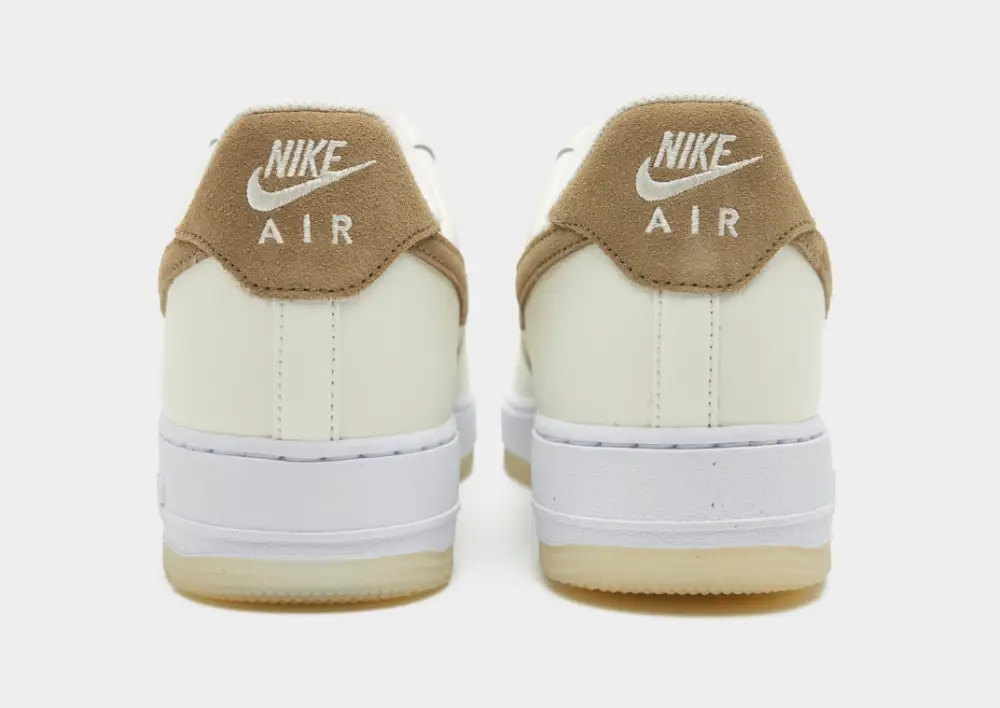 Nike Air Force 1 '07 LV8 