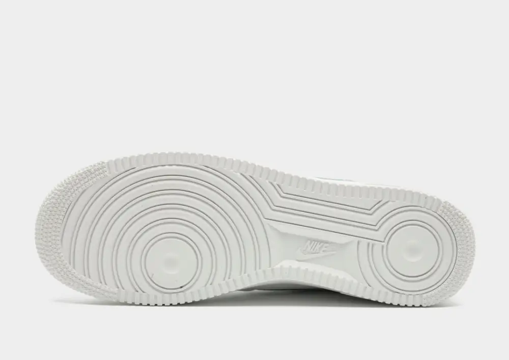 Nike Air Force 1 '07 LV8 