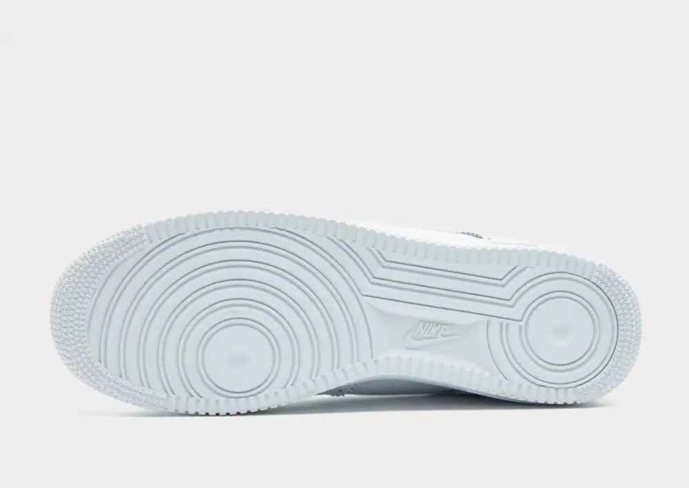 Nike Air Force 1 '07 LV8 