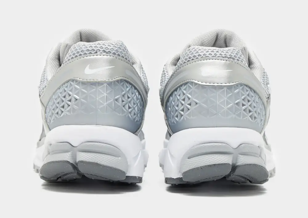 Nike Vomero 5 