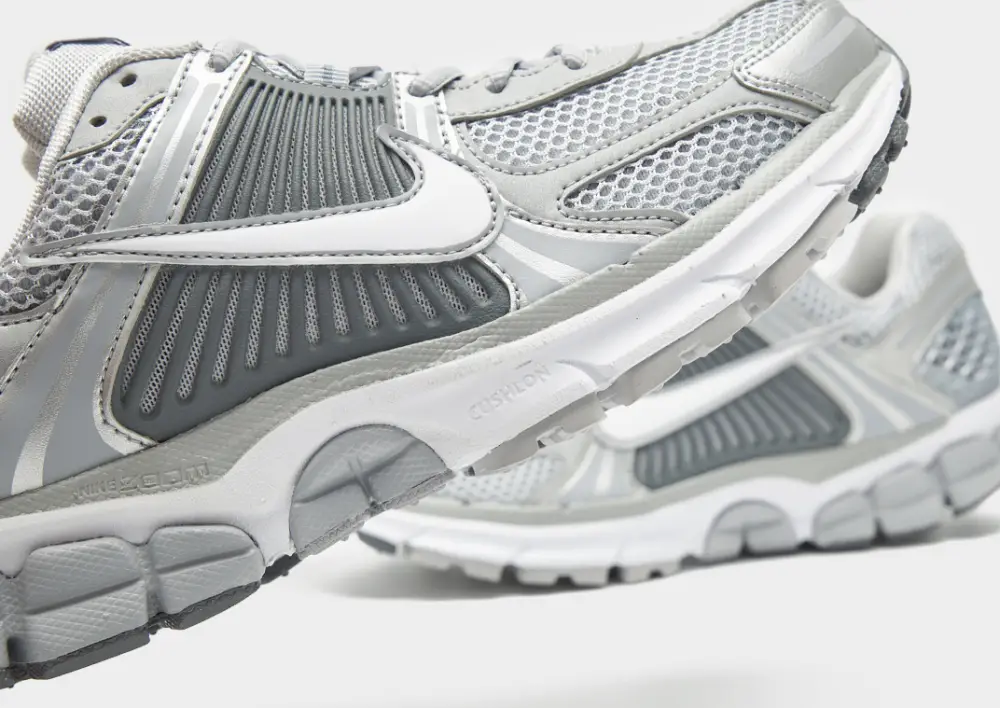 Nike Vomero 5 