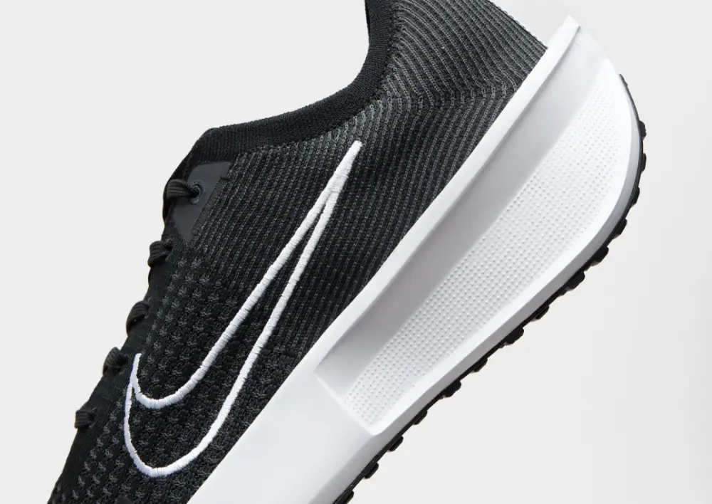 Nike Interact Run 