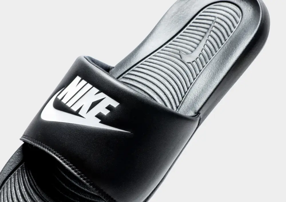 Nike Victori One Slides 