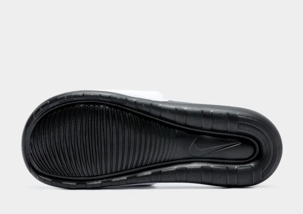Nike Victori Slides 