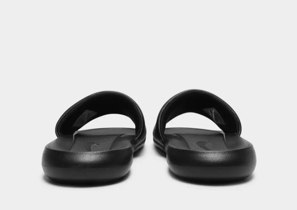 Nike Victori Slides 