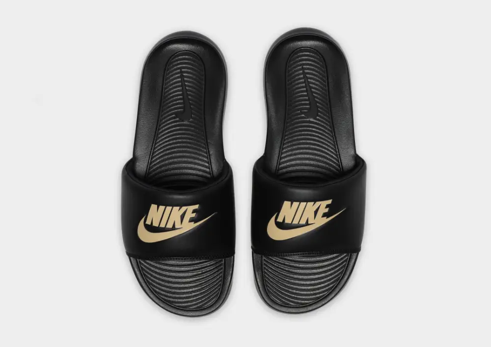 Nike Victori Slides 
