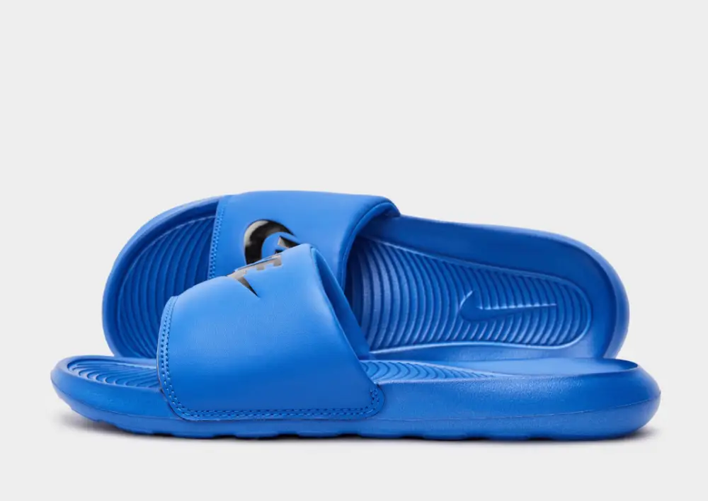 Nike Victori One Slides