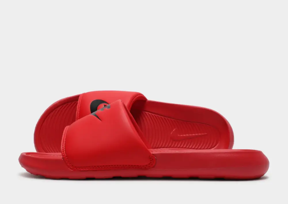 Nike Victori One Slides